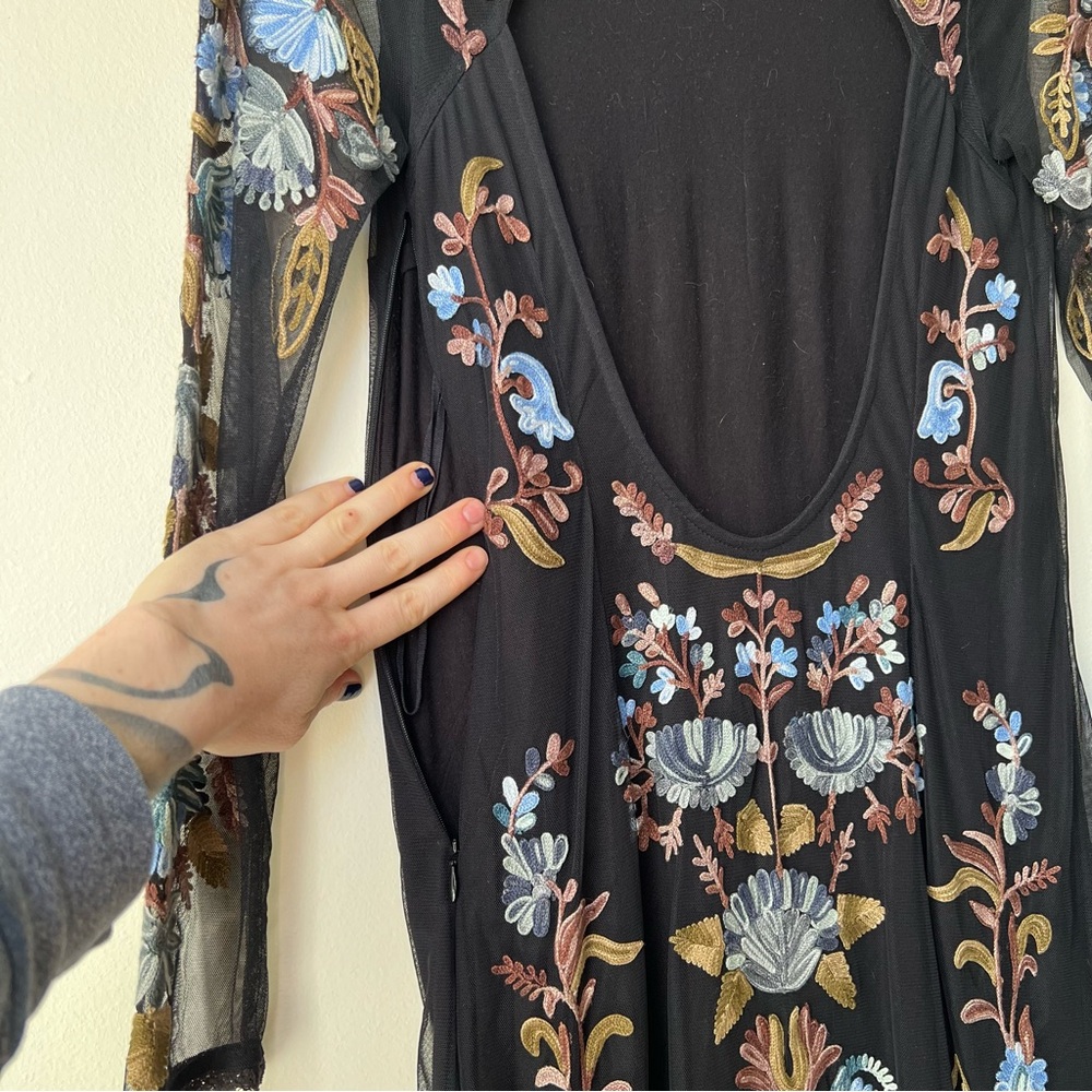 Embroidered Mesh Dress - Picture 4 of 5